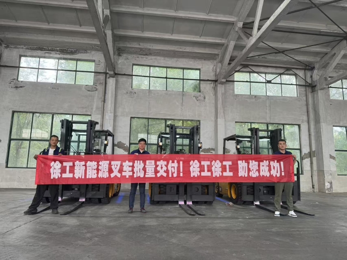 品質與服務共拓市場新局！徐工孔雀叉車賦能冶金行業