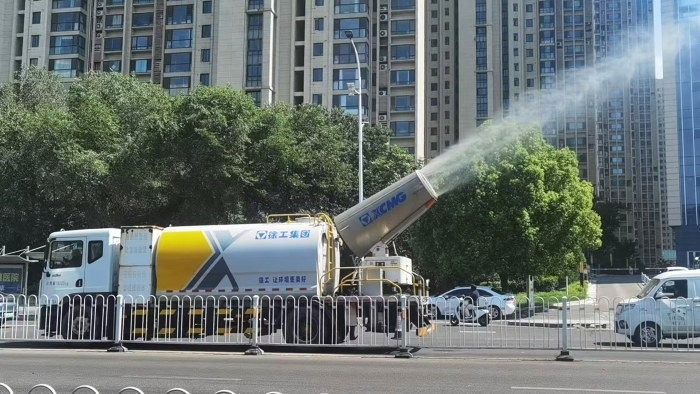 徐工多功能抑塵車，助力家鄉徐州環境，更“凈”一步！