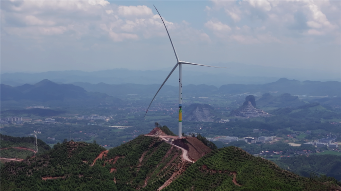 直面復雜工況，風電吊裝豈可一招通用？徐工以全場景定制化方案，交出精準答卷