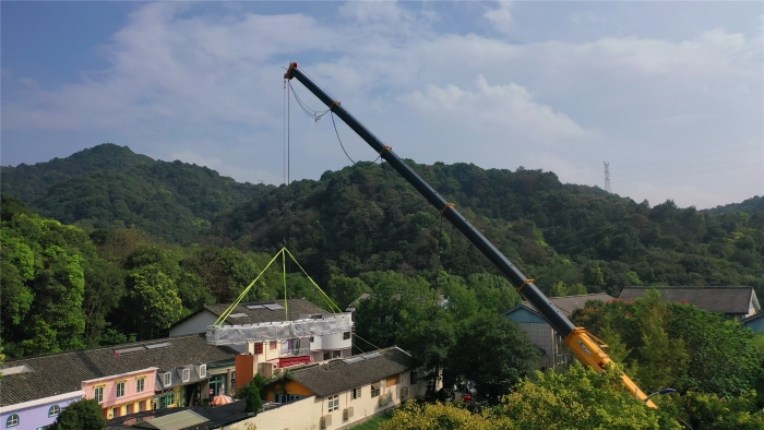46米跨距吊3天！徐工G2代四橋130噸“闖入”影視圈！