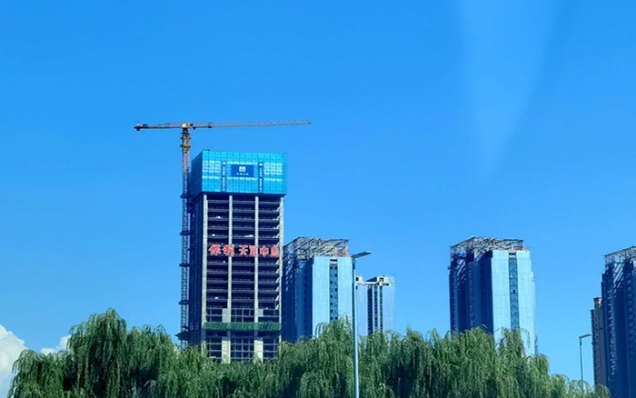 直沖天際  徐工塔機助建蘭州超高層項目